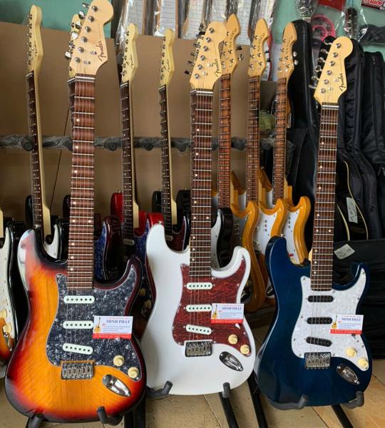 Đàn Guitar Vọng Cổ Điện Fender MP-DVC6