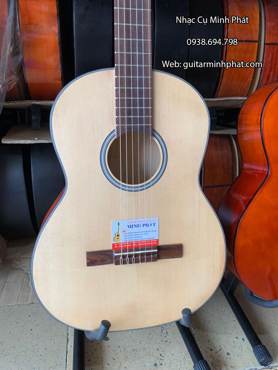 dan-guitar-classic-gia-re-3
