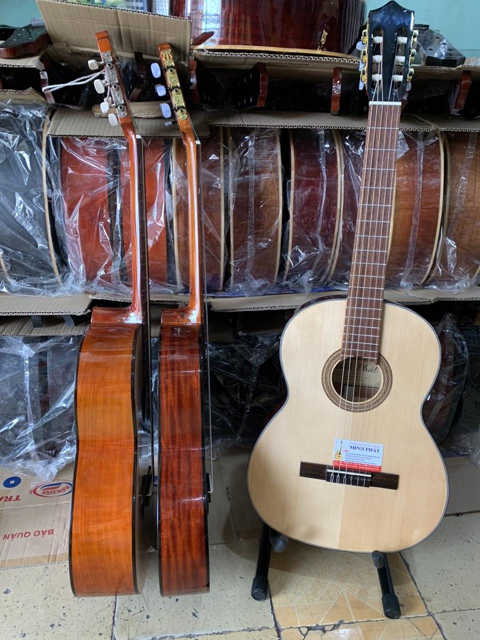 dan-guitar-classic-thung-mong-go-hong-dao (3)