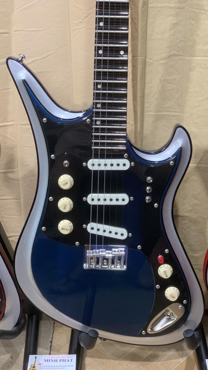 dan-guitar-dien-phim-lom-teisco-MP-DVC3-nhac-cu-minh-phat (2)