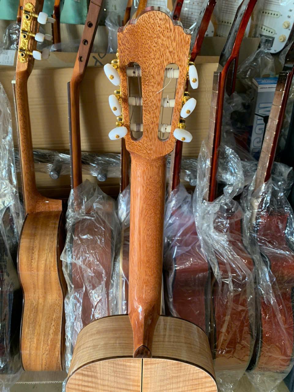 guitar-classic-go-cong(4)