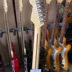 Đàn Guitar Điện Phím Lõm Fender MP-DVC7