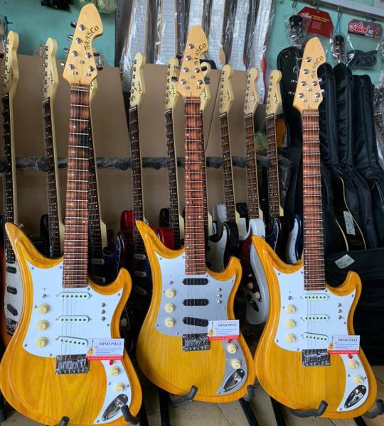 Đàn Guitar Điện Phím Lõm Tesco cao cấp