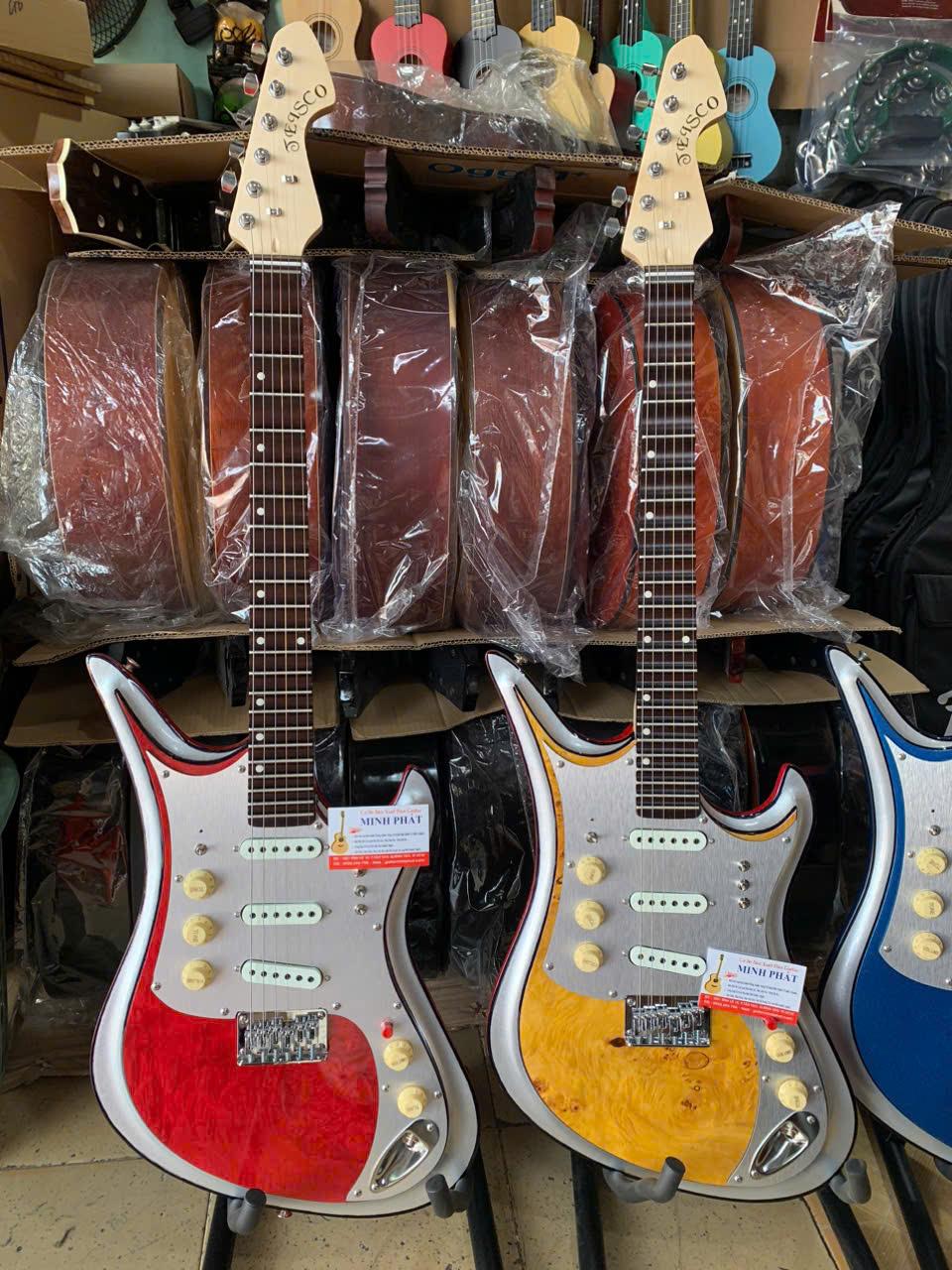 guitar-dien-phim-lom-tesco-oatave-2 (5)
