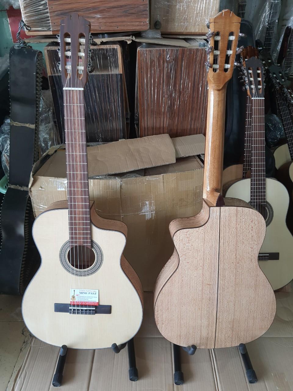 mua-dan-guitar-classic-go-soi-phap (12)