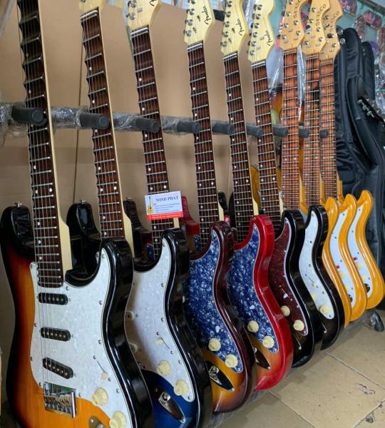 Đàn Guitar Điện Phím Lõm Fender MP-DVC7